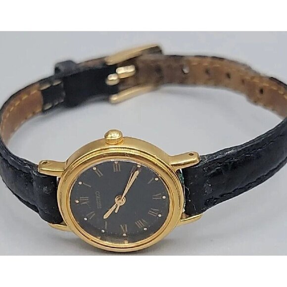 Vintage Seiko Ladies Quartz Watch V401-1409 Black Dial & 7\